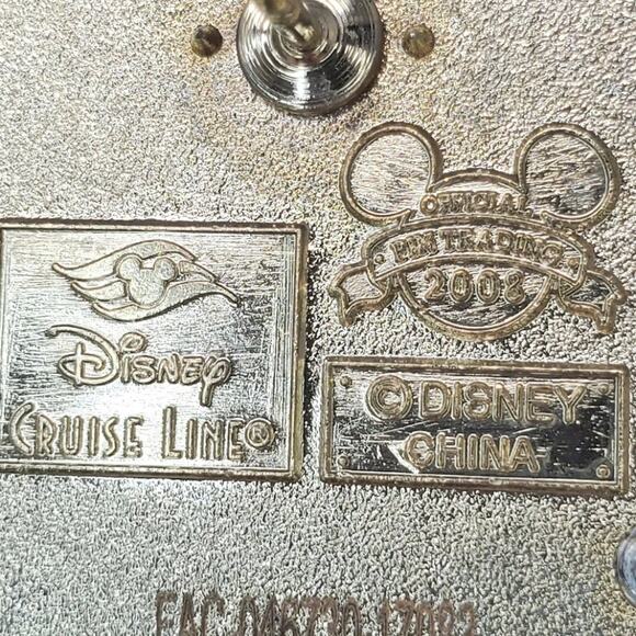 Disney Cruise Line Enamel Pin with Mickey & Friend 2008 - Picture 10 of 12